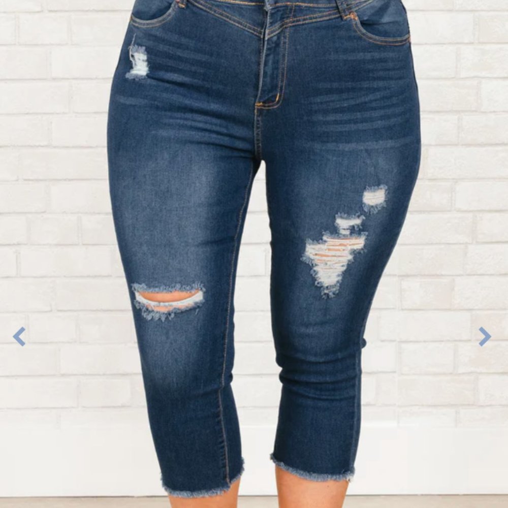 Chic Soul Got Me Walking Jean Capris, size 20, 35" waist